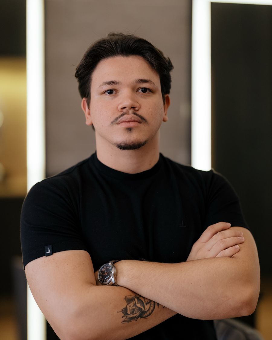Ricarte, barbeiro da Os Marcos Barbearia